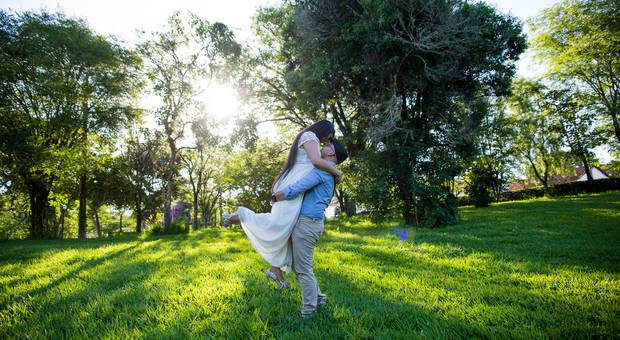 Pre Wedding de 
    
        Carlino e Franciele | Pre Wedding | Iperó Sp - Trabalhos - Lizandro Lima
    
