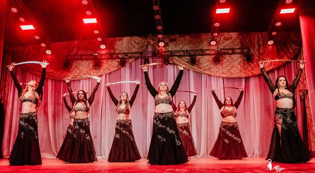 Espetáculo  de Nour - Studio Warda