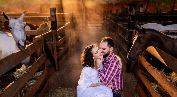 Pré Casamento de Fotografia Pré-Wedding em Santo Antônio do Grama, Minas Gerais, Tales e Isadora