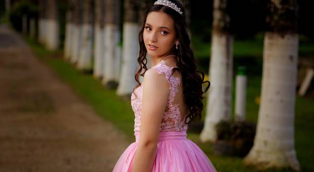 Debutante de Festa de 15 anos da kailane