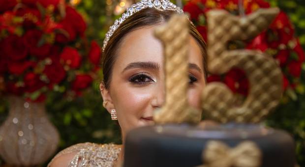 Debutante de Festa de 15 anos da Alice 