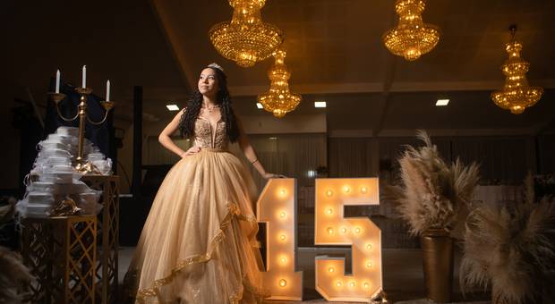 Debutante de Festa dos 15 anos da Eloá 