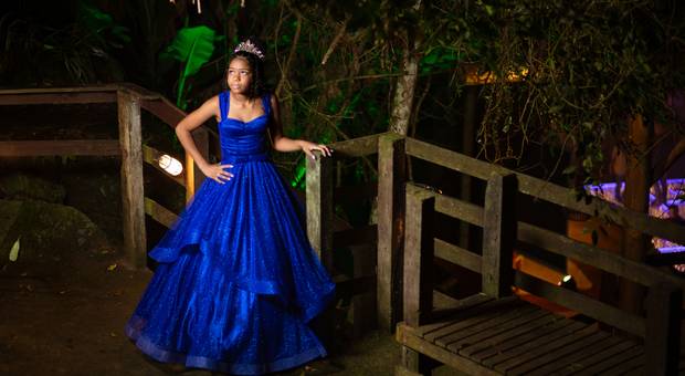 Debutante de Festa dos 15 anos da Diny