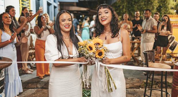 Ensaio Externo de Rolê de Casamento - Helen e Rayane 