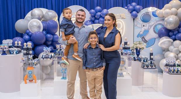 Festa de Aniversário  de Gabriel e Guilherme - Mundo Magico