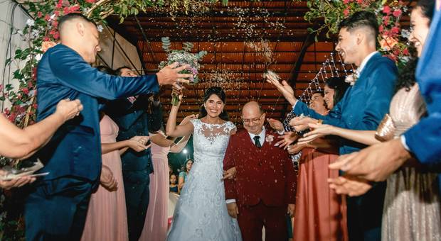 Fotografia de Casamento de Casamento no Condomínio Jardim Tropical da Josiney & Walmir
