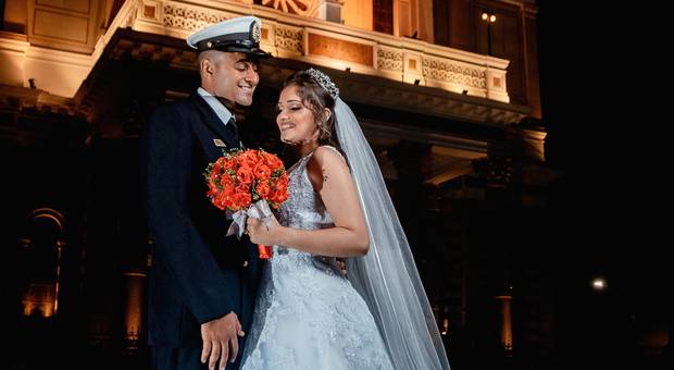 Fotografia de Casamento de Ensaio Pós-casamento na Basílica Santuário de Nazaré da Daiane & Robson