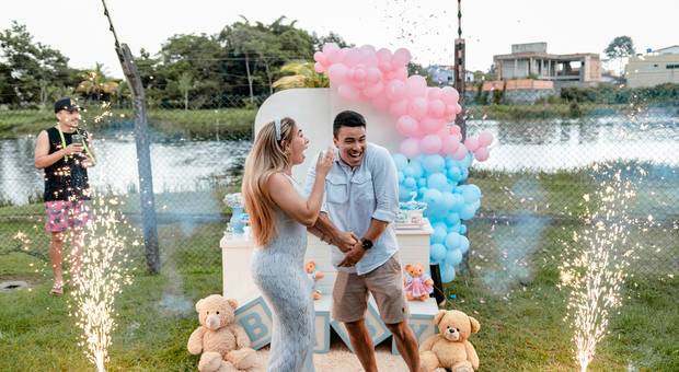 Fotografia de Chá de Bebê de Chá de Revelação no Condomínio Mirante do Lago da Laís Campelo
