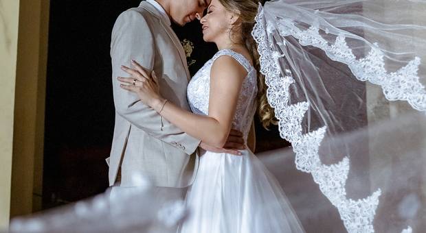 Fotografia de Casamento de Casamento na 1ª Igreja Presbiteriana de Belém da Rosevani & Rainier
