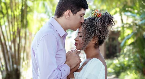 Ensaio Pré-casamento de Ensaio Pré-casamento no Parque da Residência da Elielma & Israel
