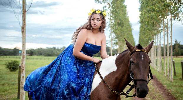 Ensaio de 15 Anos de Ensaio de 15 Anos no Haras FC 3 Estrelas da Sofia Viana