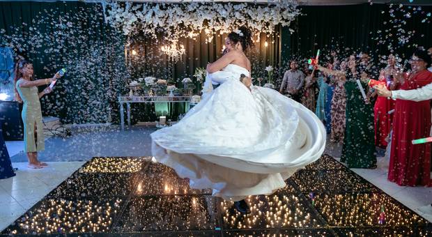 Fotografia de Casamento de Casamento na Matriz de Jesus Cristo Jovem e Stela Eventos da Luciene & Helton