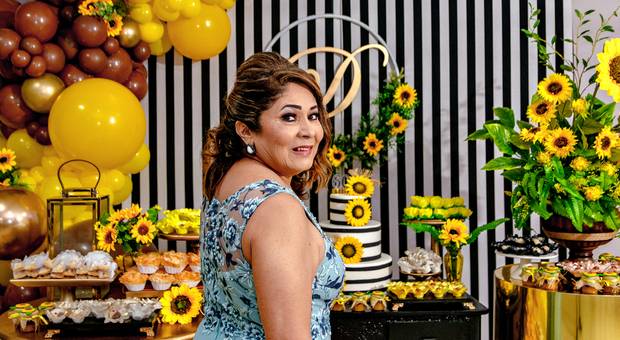 Fotografia de Aniversário Adulto de Aniversário 60 Anos no Condomínio Cidade Jardim I da Dilma Paiva