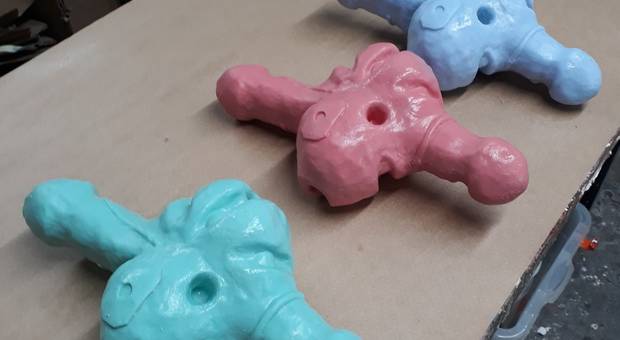 Exposições e Galerias de Molde e reprodução de escultura de Ricardo Basbaum