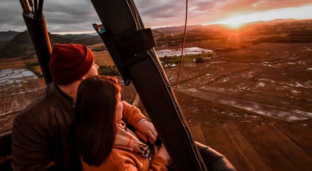 voo de balão de ar quente de Juliana Fontes e Marcelo 