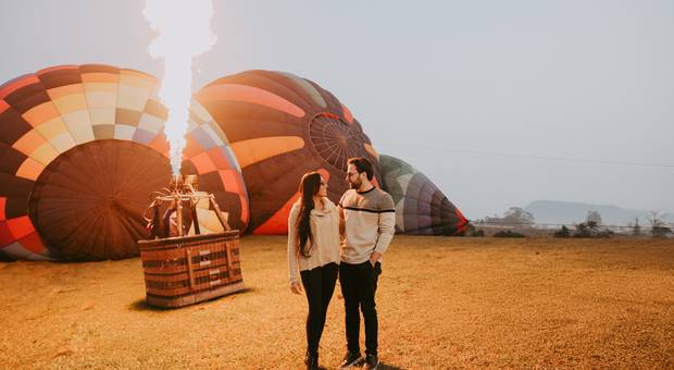Pedido de Casamento de Pedido de Casamento e Surpresa na pousada em Praia grande SC. Samara e JP