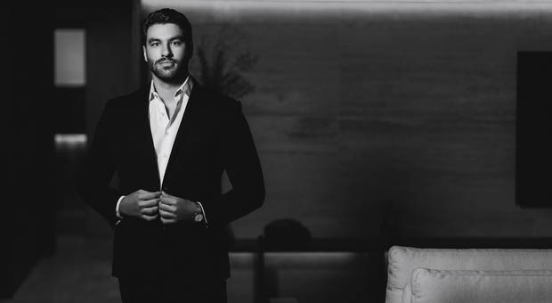 Corporativo e Institucional  de Dr. Vitor Zanatta