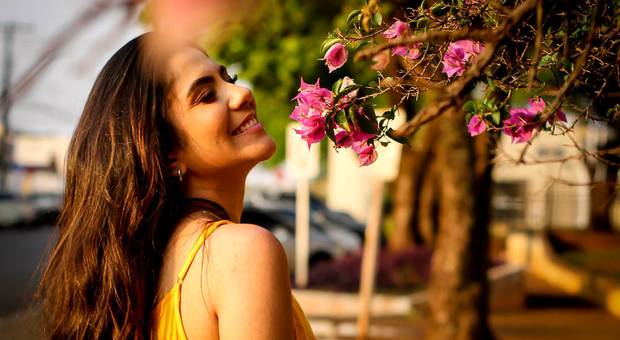 ENSAIO FEMININO de DEBORA 18 ANOS PARTE 2