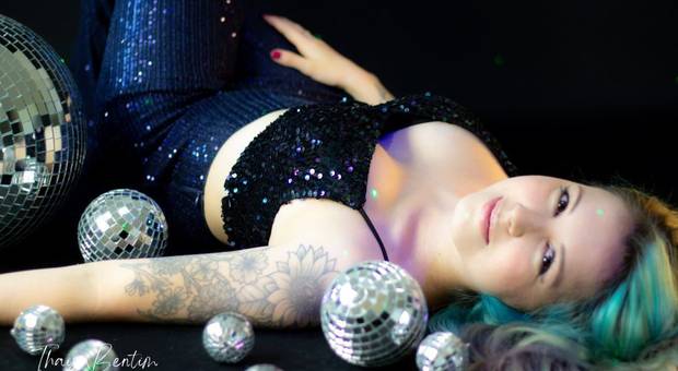 Aniversário de Thamyris 27 Anos