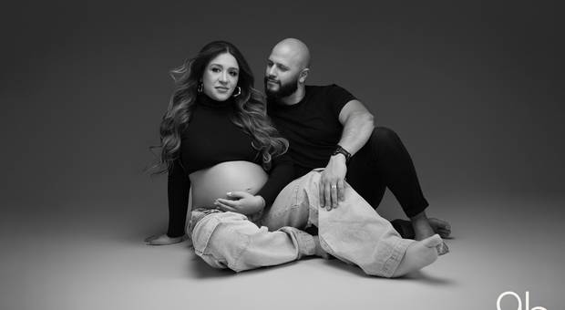 Gestante de Vinícius, Joice e José | Um ensaio entre o aconchego do estúdio e a leveza do ar livre