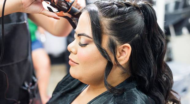 Casamento de Casamento Beatriz e Alex: Onde a Fé e o Amor se Encontram em São Vicente