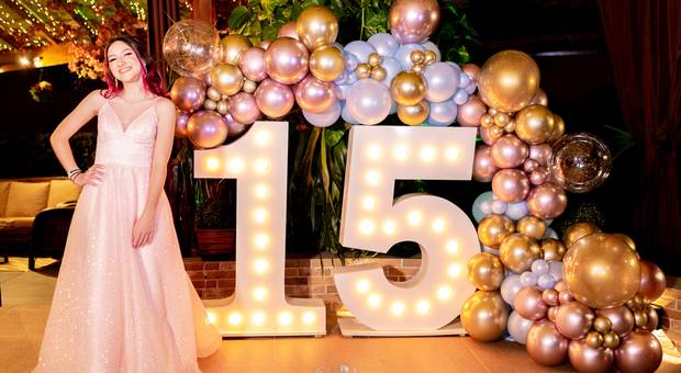 DEBUTANTE de Carol - Festa de 15 anos