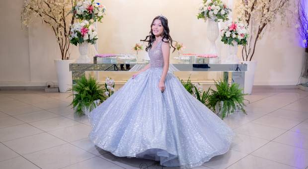 DEBUTANTE de Amanda - 15 anos