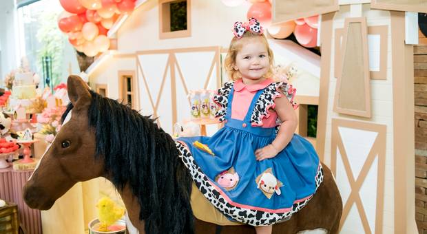 ANIVERSÁRIO de Festa Infantil Gabi