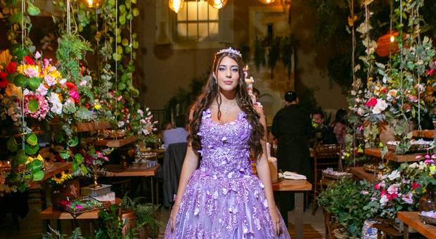 DEBUTANTE de Katharina