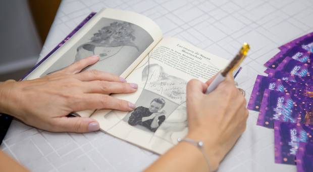 CORPORATIVO de Noite de Autógrafos!