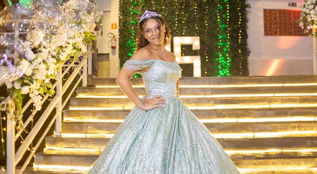 DEBUTANTE de Ariane - 15 anos