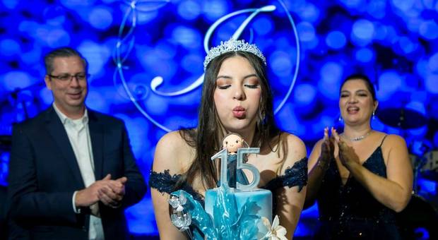 DEBUTANTE de Isabella - 15 anos