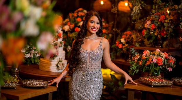 DEBUTANTE de Júlia - 15 anos