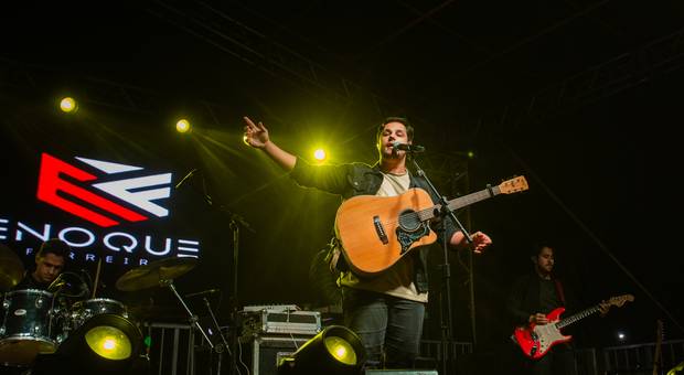 Adora Catanduva  de ENOQUE FERREIRA