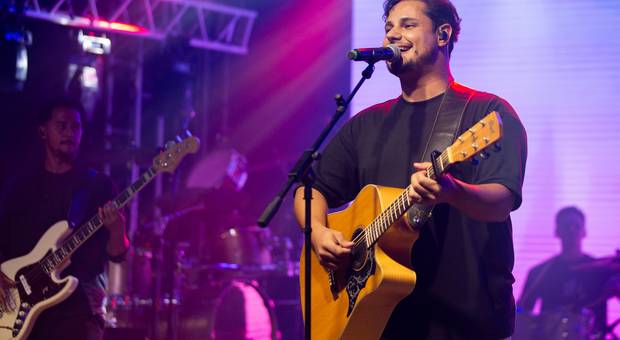 Adora Catanduva  de ENOQUE FERREIRA