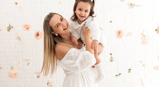 Dia das Mães  de Mavi e Nayá