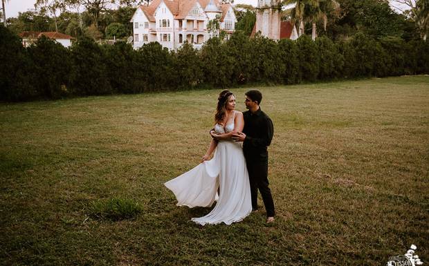 Como escolher o fotógrafo ideal para o casamento