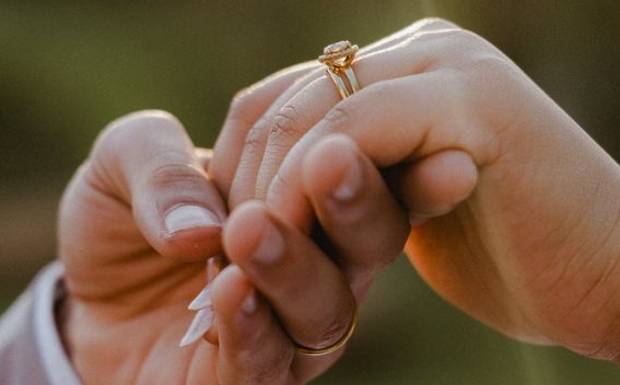 Aliança & Memórias: o sistema que acompanha casais cristãos antes, durante e depois do casamento