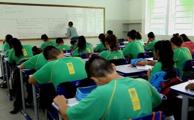 Governo do Estado convoca 590 aprovados em concurso da Educação