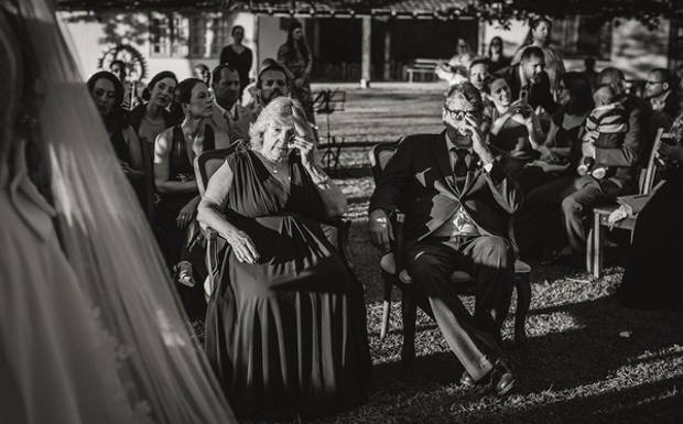 PORQUE ESCOLHER UM FOTOGRAFO DOCUMENTAL PARA O SEU CASAMENTO?