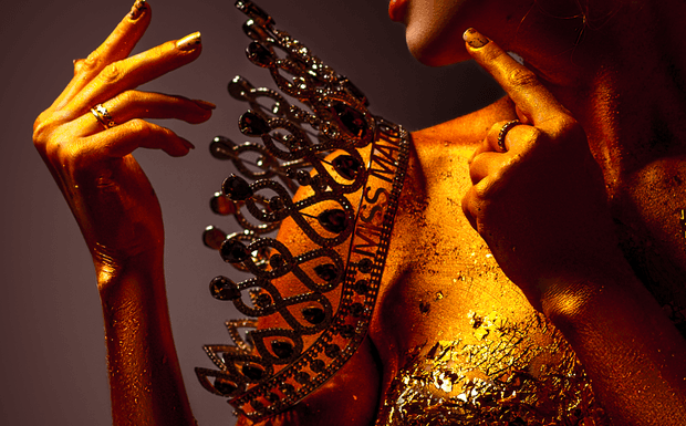 Miss Duda Beutinger se transforma em tela viva no projeto “A Arte Sobre a Pele”