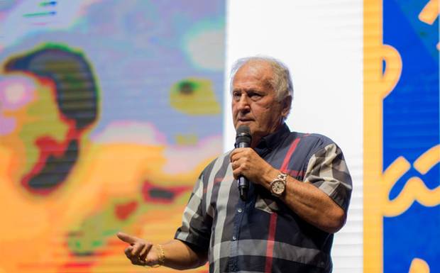 ZICO
 “UMA TRAJETÓRIA DE SUCESSO COM LIDERANÇA DE ALTA PERFORMANCE