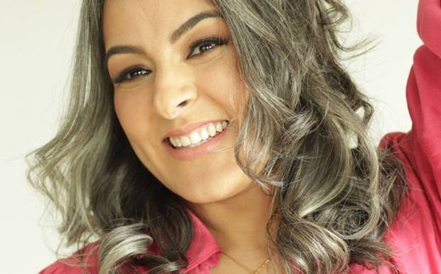 Ensaio fotográfico feminino Brasília: como celebrar a confiança e a beleza das mulheres decididas.