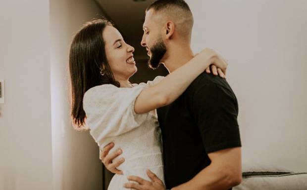 Porque fazer ensaio de casal em casa