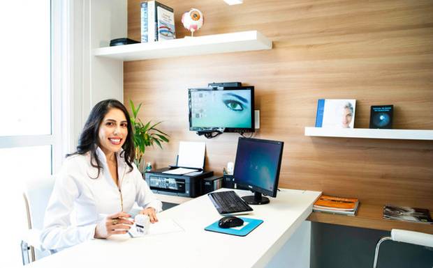 Como conseguir fotos para perfil profissional criativas e naturais (suas e da sua equipe) 

