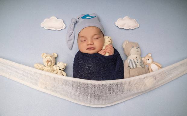 Ensaio Newborn em Caraguatatuba e São Sebastião: por que registrar os primeiros dias do seu bebê é um presente para toda a vi