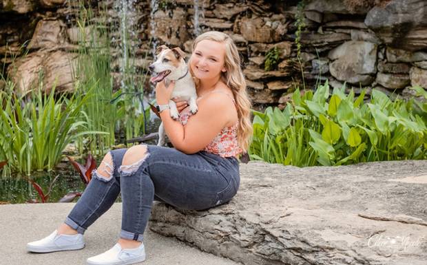 How to choose outfits that match the location in the Photo Session - Bloomington-IN