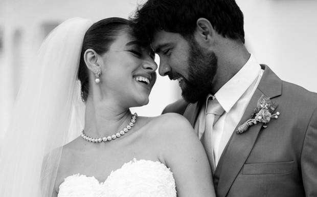 Como ter fotos naturais no casamento mesmo sem saber posar