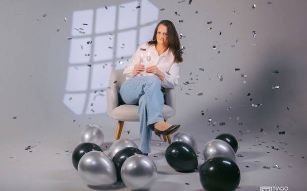 Ensaio de Aniversário em Estúdio: Celebre Sua Nova Fase com Fotografias