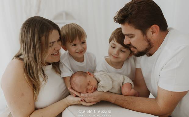 Ensaio Newborn do Gabriel em Mogi das Cruzes | Fotografia de Recém-Nascido em Estúdio
